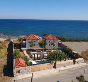 Alisahni Beachfront Villas - Bild 01
