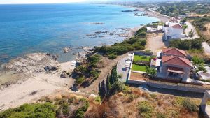 Alisahni Beachfront Villas - Bild 02