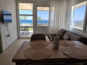 Almira Beach House Apartments - Apartment Erdgeschoß, 2 Schlafzimmer - Bild 02