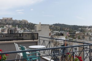 Evripides Hotel in Athen - Doppelzimmer mit Blick auf die Akropolis - Bild 01