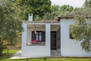 Großes Ferienhaus im Olivenhain - Chorefto Ferienhäuser am Aeolos Pilion