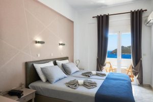 Doppelzimmer mit Meerblick - Athina Hotel Grikos Patmos