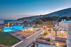 Pool am Abend - Pserimos Villas Pserimos