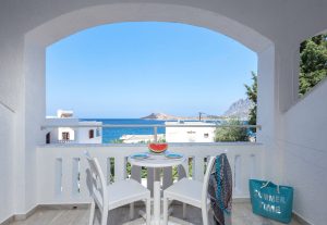 Balkon mit Meerblick - Kalypso Studios Myrties Kalymnos