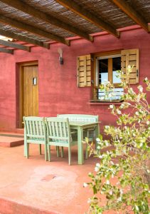 Lavendel-Haus, Garten mit Sitzplatz - Eumelia Bio-Bauernhof Lakonien Peloponnes