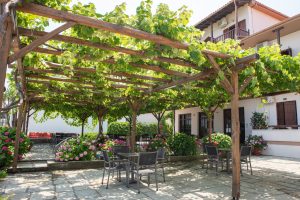 Pergola - Hotel Cleopatra Chorefto Pilion