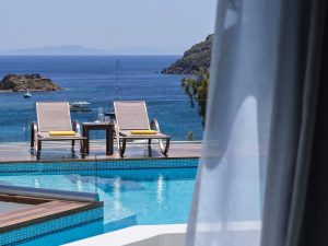 Pool mit Meerblick - the_Petra Hotel Grikos Patmos