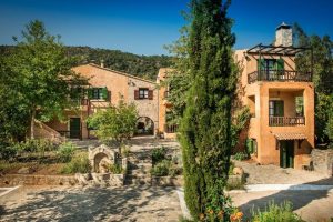 Weg durch das Dorf - Enagron Öko-Dorf Axos Kreta