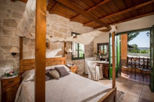 Zwei-Zimmer-Apartment, Schlafzimmer - Enagron Öko-Dorf Axos Kreta