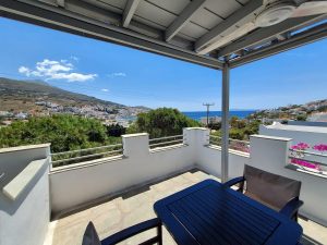 Villa Arni Studios & Apartments - Apartment Meerblick - Bild 01b