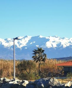 Weiße Berge vom Strand aus - Grundstück am Meer bei Tavronitis auf Kreta zu verkaufen