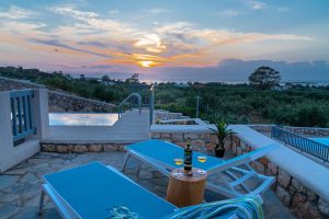 Abendstimmung am Pool - – Elafonisos Aqua Villas