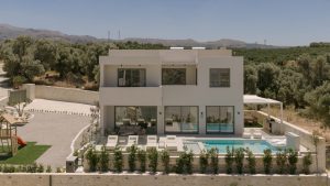 Liegen am Pool - Villa Lynx Perama Kreta