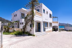 Afroditi Apartments von außen – Afroditi Apartments Makrys Gialos Kreta