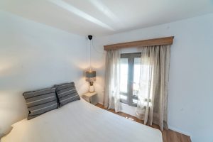 Apartment II – zweites Schlafzimmer – Manifesto Seaview Apartments I & II, Masouri
