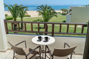 Balkon mit Meerblick – Pilot Beach Resort, Georgioupoli