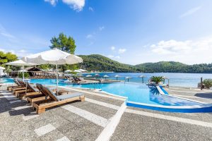 Blue Green Bay in Panormos auf Skopelos