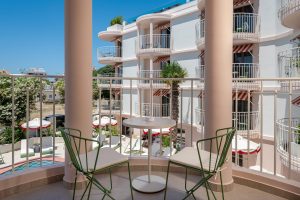 Comfort-Zimmer mit Poolblick, Villa Coo Kos-Stadt