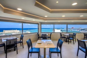 Dachrestaurant mit Meerblick - Marin Hotel Heraklion