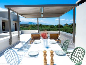 Dachterrasse mit Essplatz – Mikro Livadi Lodges, Episkopi bei Rethymnon