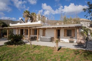 Die beiden Wohnungen Mera Beachfront House Falasarna