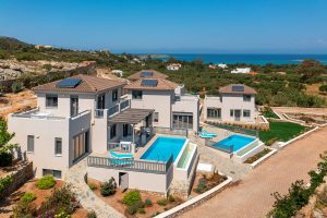 Die Villen mit ihren Pools - – Elafonisos Aqua Villas