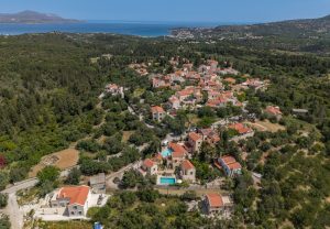 Douliana von oben, Helianthos Villas Douliana