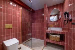Duschbad im Studio mit Balkon – 4 Living, Heraklion