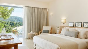 Elivi Skiathos in Koukounaries