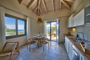 Essbereich Villa 2 Luxury Glyfada Bay Villas Paxos