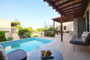 Executive Suite mit Privatpool - – Margo Beach Hotel, Mavrovouni
