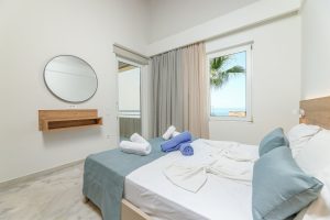 Familien-Apartment mit Meerblick – Kostakis Beach, Gerani bei Chania