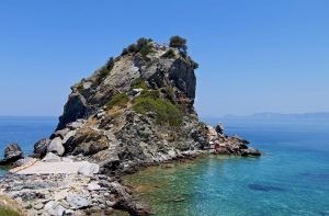 Flisvos Beachfront Apartments in Loutraki auf Skopelos