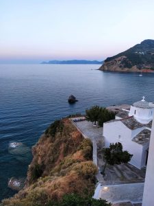 Flisvos Beachfront Apartments in Loutraki auf Skopelos