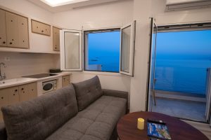 Flisvos Beachfront Apartments in Loutraki auf Skopelos