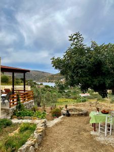 Garten mit Sitzplatz – Captain's House, Emporios