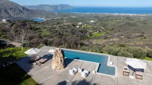 Grand Villa – Blick über die Anlage – Thea Villas, Kournas
