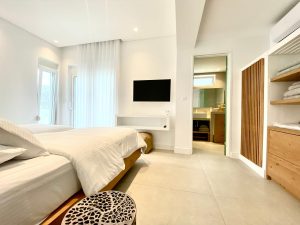 Grande Suite – Schlafzimmer – Almyra Seaside Luxury Suites, Kantouni