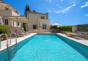 Häuser mit gemeinsamem Pool, Helianthos Villas Douliana