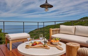 Haus Agii Saranta – Terrasse mit Meerblick – Sunrise Garden Hills Makrirachi Pilion