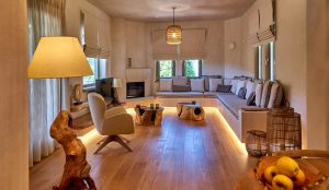 Haus Plaka – Wohnzimmer – Sunrise Garden Hills Makrirachi Pilion