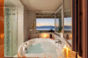 Honeymoon-Suite mit Whirlpool – Agia Anna, Naxos