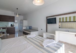 Studio Wohnbereich - Mythos Studios Apartments Damnoni