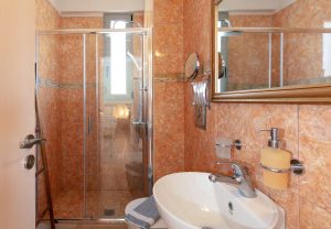 Villa Vrahos Badezimmer - Evgoro Villas Agia Galini