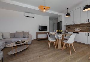 Villa 4 Wohn- und Essbereich - Mythos Damnoni Plakias