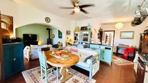 Esszimmer - Landhaus mit Olivenhain bei Maleme auf Kreta zu verkaufen