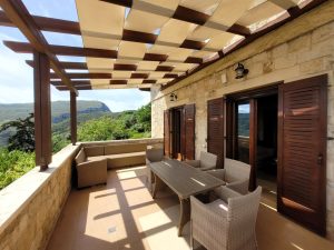 Steinhaus mit Meer- und Bergblick bei Kissamos - Immobilie auf Kreta