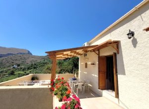 Dorfhaus mit Meer- und Bergblick bei Kissamos - Immobilie auf Kreta
