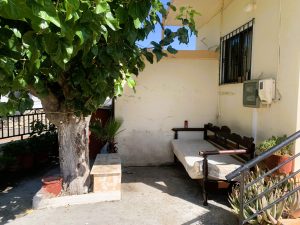 Großes Dorfhaus mit zwei Wohnungen und Baugrundstück bei Kissamos - Immobilie auf Kreta