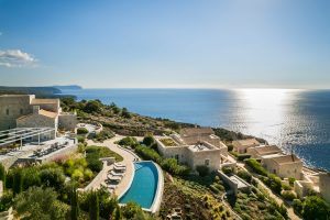Infinity-Pool mit Meerblick - Aria Estate Limeni